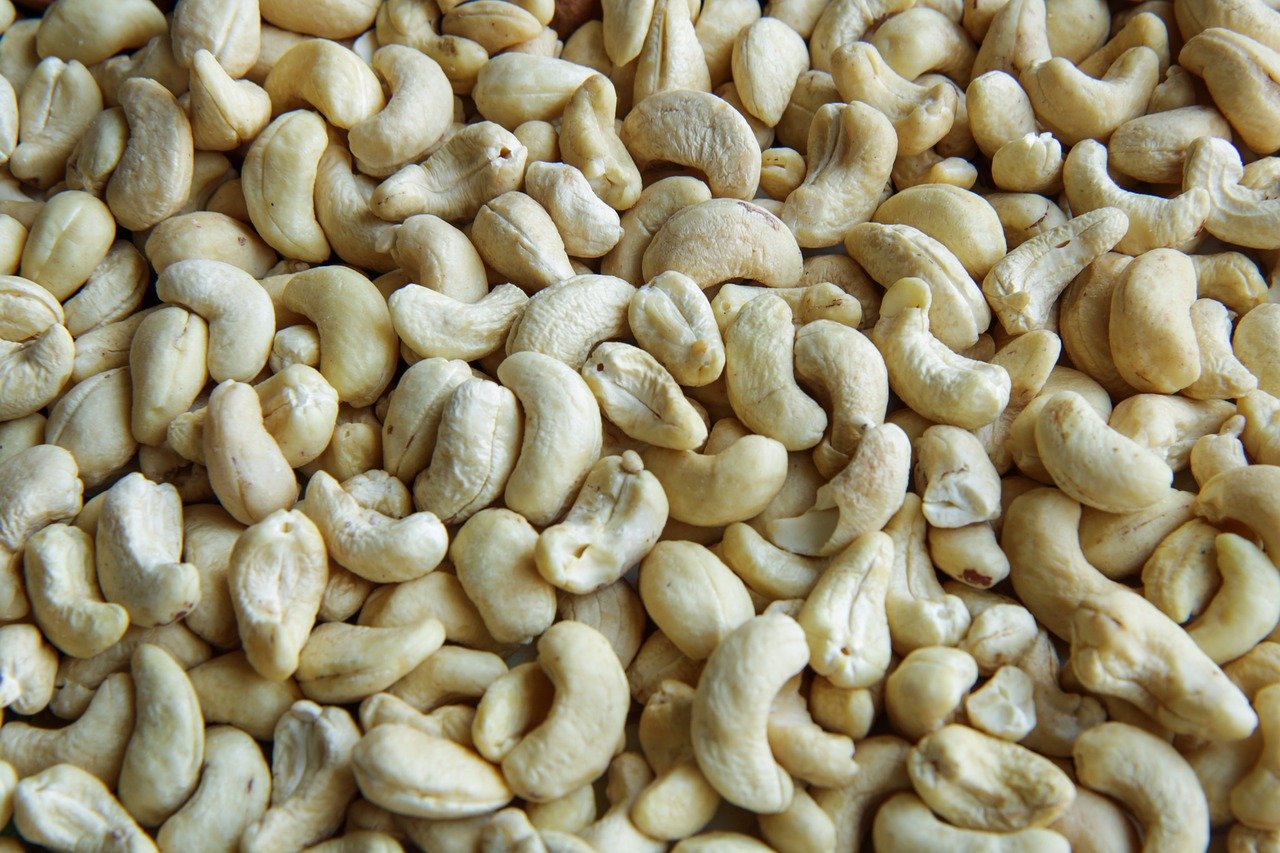 nuts, seeds, almonds, cashews, food, batch, nutrition, diet, natural, organic, vegan, vegetarian, snack, protein, cashews, cashews, cashews, cashews, cashews